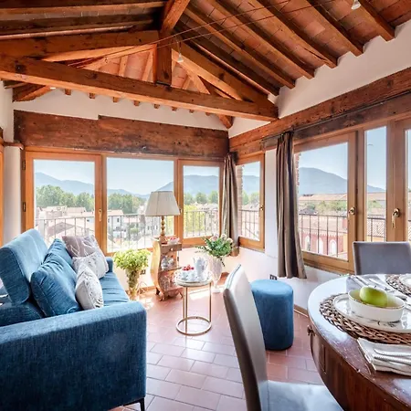 Panoramic Penthouse With Views And Elevator * Lucca