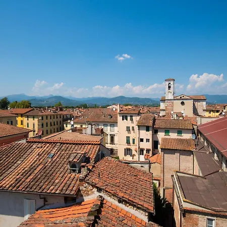 Panoramic Penthouse With Views And Elevator * Lucca